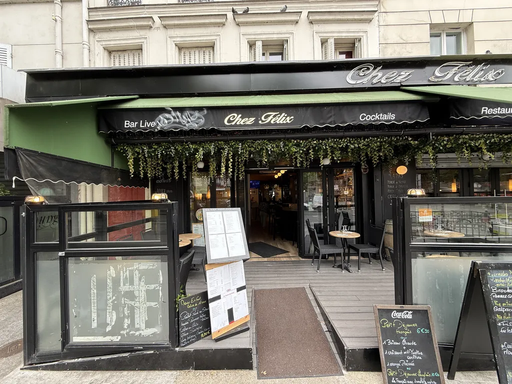 Vente - Restaurant 125 m², Corentin Cariou, Avenue Corentin Cariou 75019 PARIS