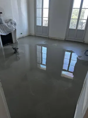 Artisan pour rénovation d'un cabinet dentaire à Sanary