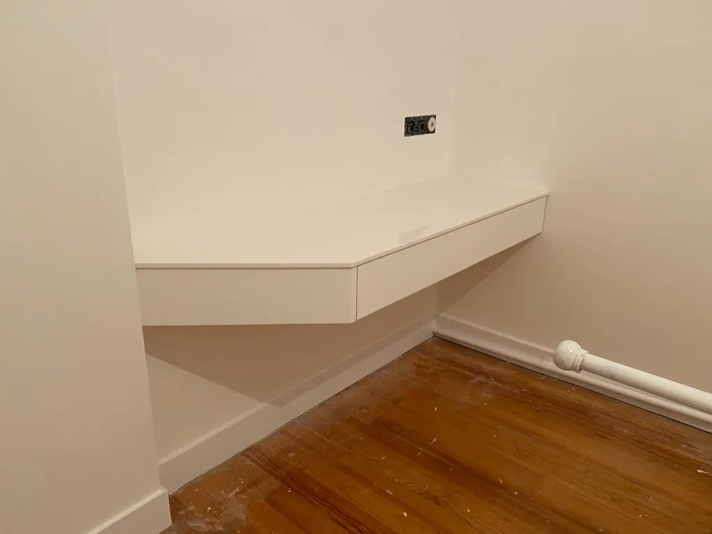 Fabrication de bureau en bois sur mesure à Bordeaux