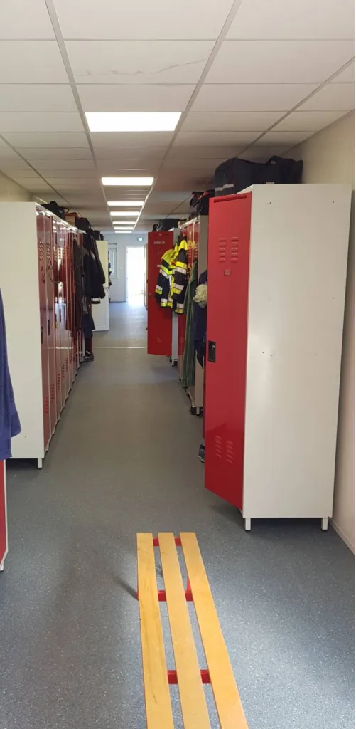 Vente 2 vestiaires modulables pour le SDIS des Bouches du Rhône à Noves