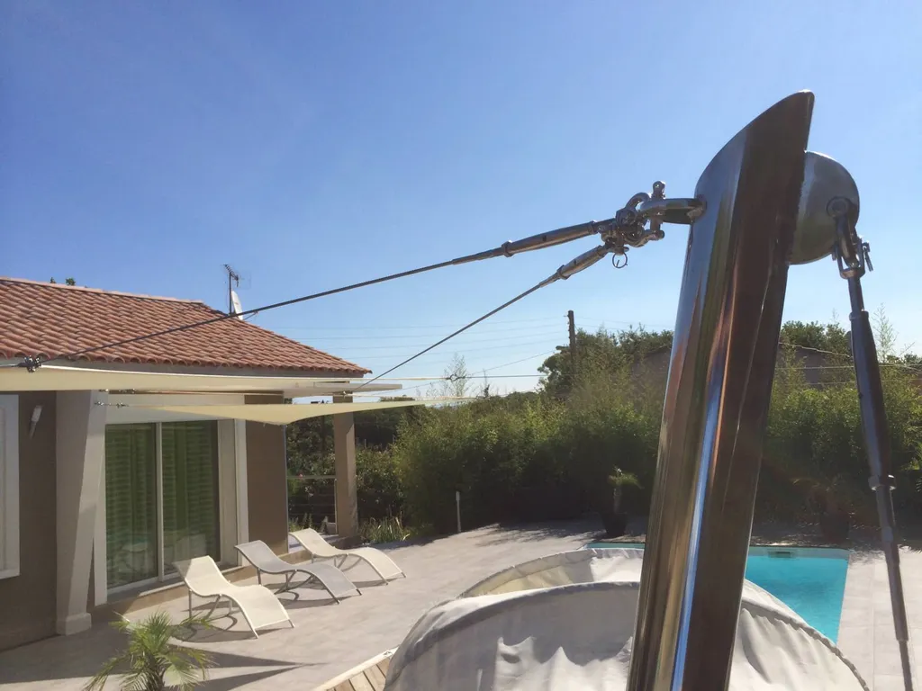 Voile d'ombrageux Cannes poteau inox 