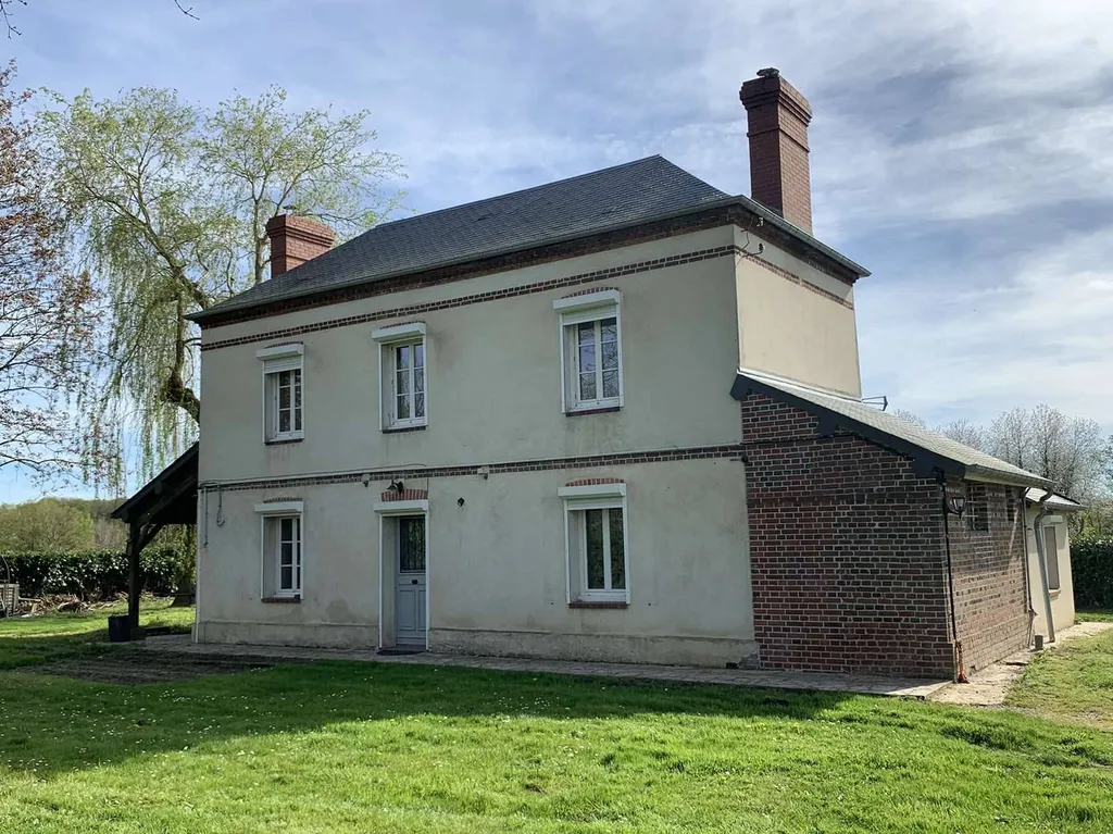 A acquérir Propriété avec dépendance et 5 hectares de terres, dans la région de LISIEUX 14100