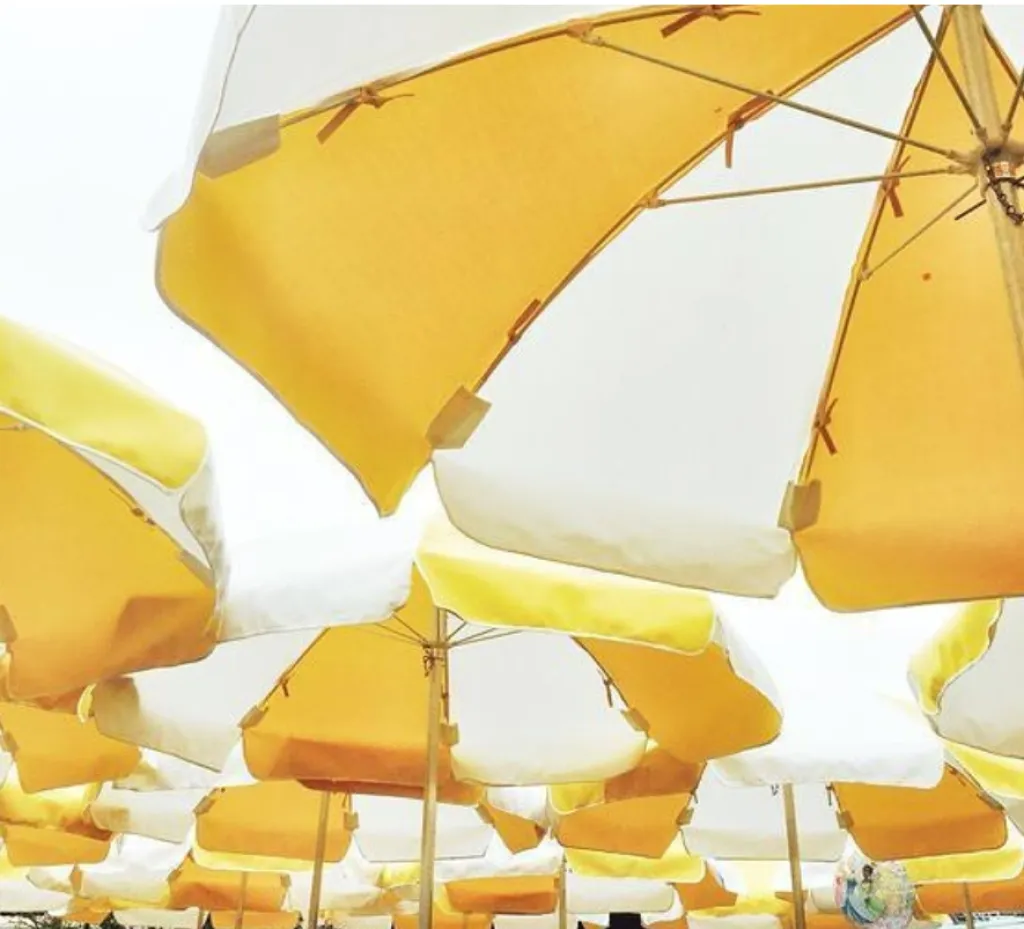 MC2 SAINT BARTH une collection de vêtements de plage pour toute la famille.