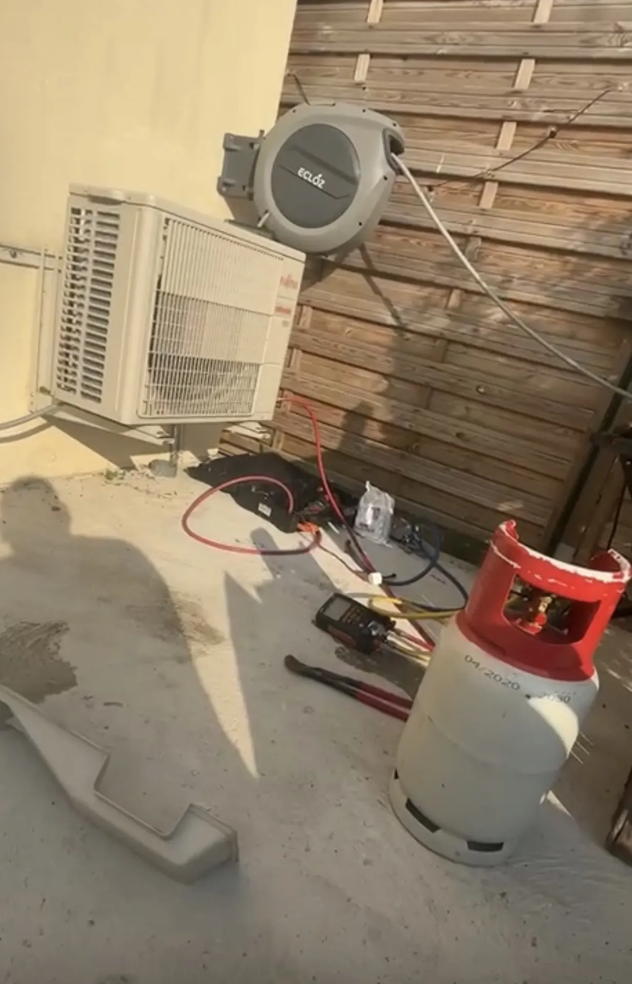 Dépannage d’une climatisation réversible Split Atlantic Fujitsu dans une maison à Villemomble
