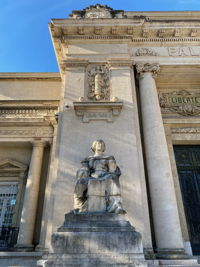 Cabinet d'avocats en droit social pour les employeurs et les salariés en France dans le Var (83)