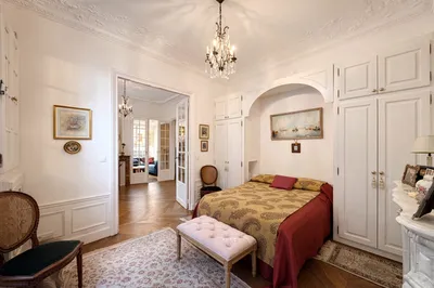 Charme de l'ancien pour ce bel appartement à Saint-Germain)en-Laye