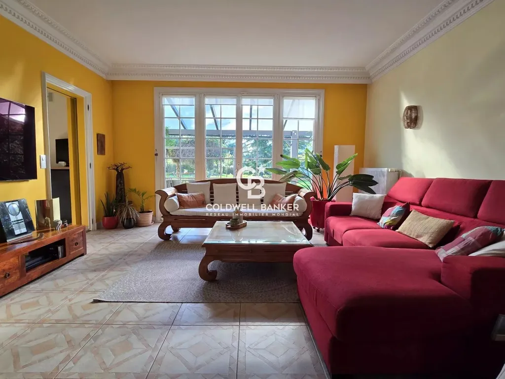 maison lumineuse à vendre au mans avec grand jardin