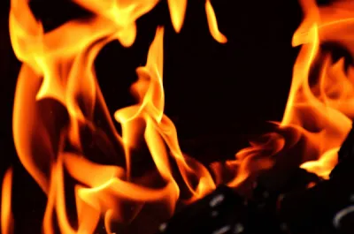 Devis pour le remplacement d'une vitre d'insert de cheminée cassée à Montpellier  