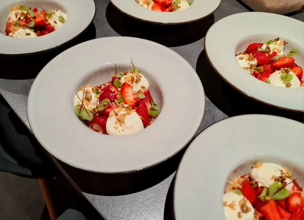 Traiteur bistronomique sur-mesure avec cuisine authentique et créative pour vos mariages, événements privés et professionnels en Alsace