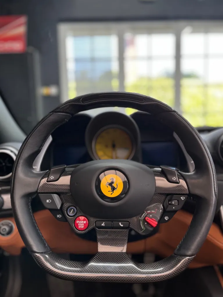 Ferrari portofino soins intérieurs 