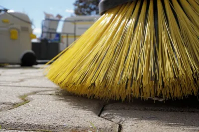 Brosses de nettoyage industriel pour le traitement des métaux fournit par DBP - Bordeaux (33)