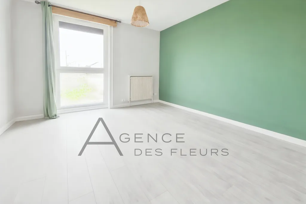 A vendre, maison de 130 m² édifiée sur 608 m² de terrain sur la commune de CAUDEBEC LES ELBEUF 76320