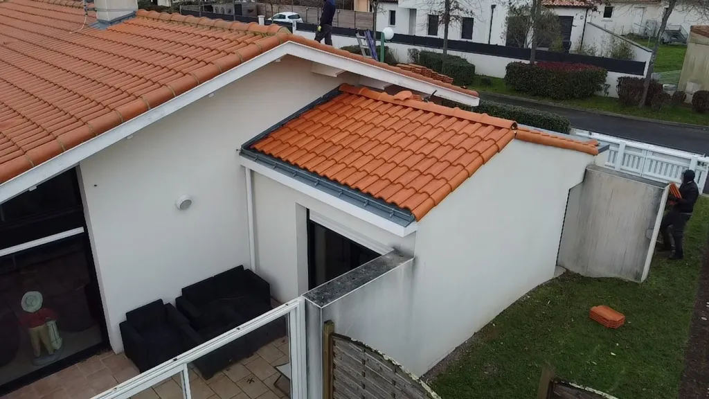 Changement en intégralité d’une toiture en tuiles et charpente à Pornic 44210