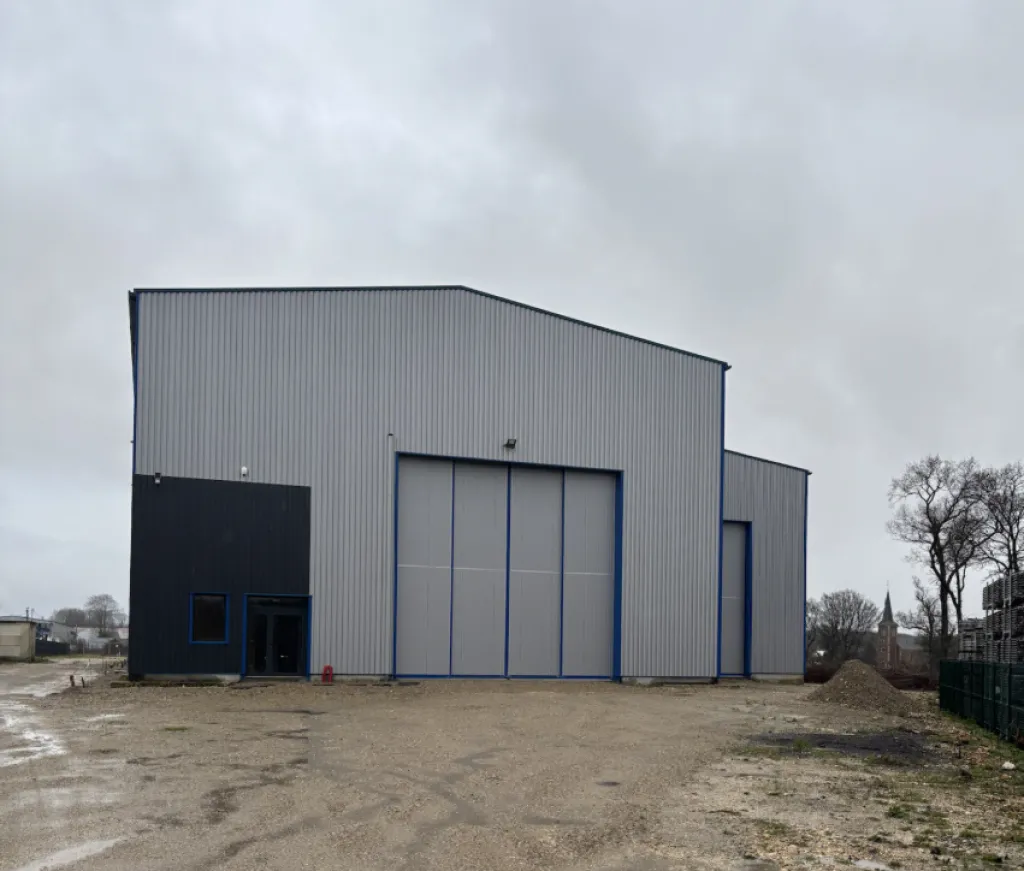 TANCARVILLE - LOCAUX D'ACTIVITE 1 550 m²