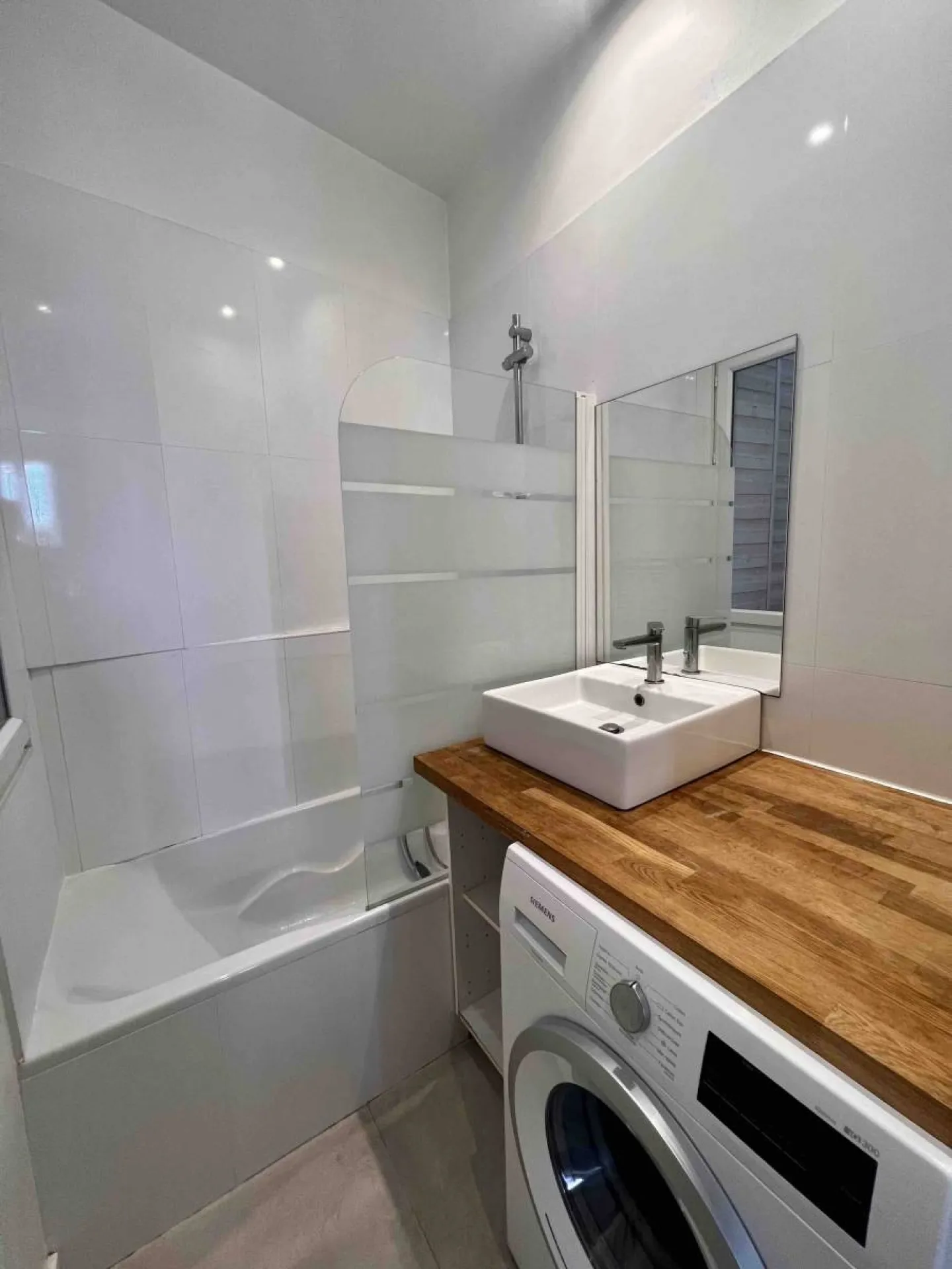 Vendu Charmant appartement T3 dans immeuble en pierre Bordeaux Quartier Nansouty 