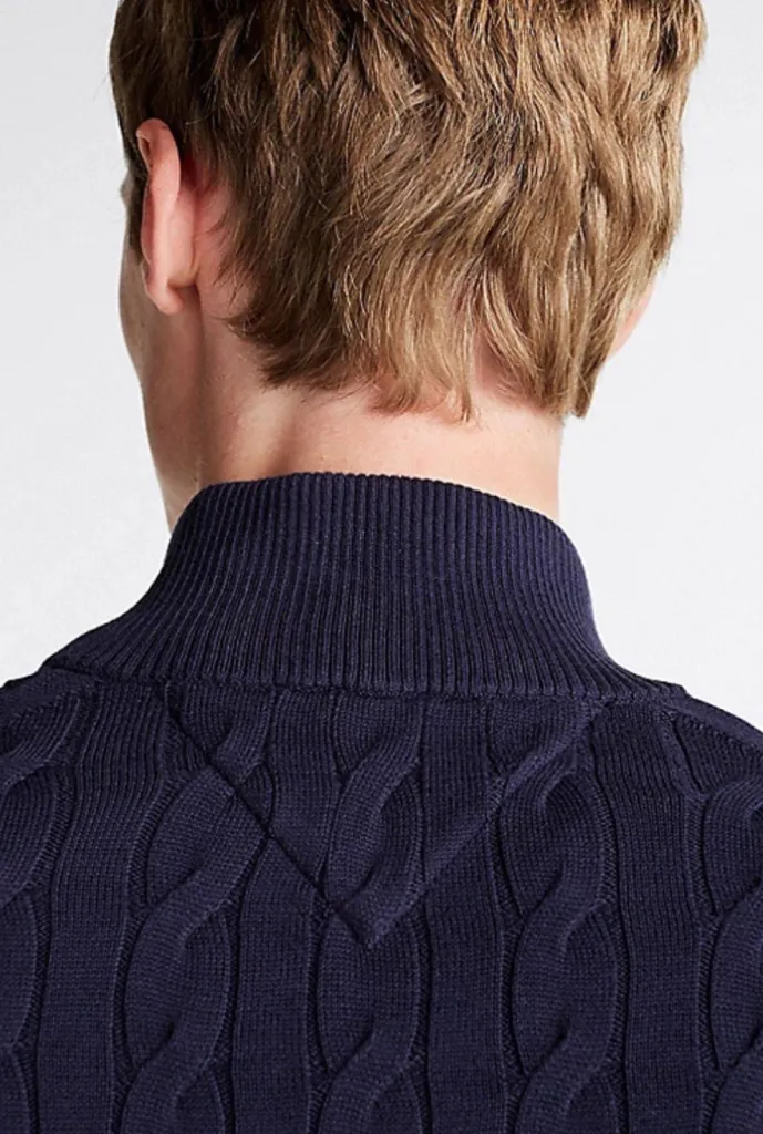 Pull Zippé en Maille Torsadée Tommy Hilfiger disponible chez Urban Chic à Dieppe