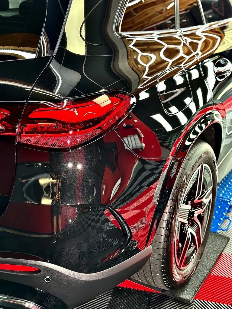 Traitement céramique auto DETAILING protection carrosserie Sud de Lyon Mercedes GLC