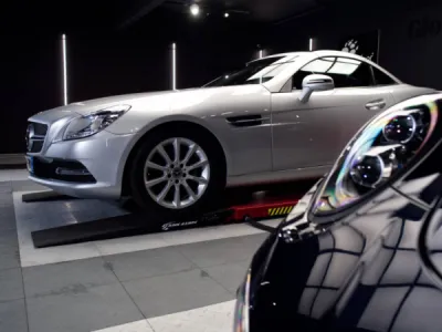 Polissage, lustrage, suppression de micro rayures, Mercedes SLK