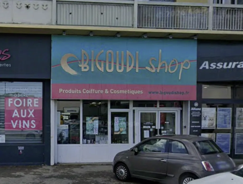 Vente aux enchères – Local commercial & équipements à Brignoles