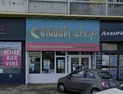 Vente aux enchères – Local commercial & équipements à Brignoles