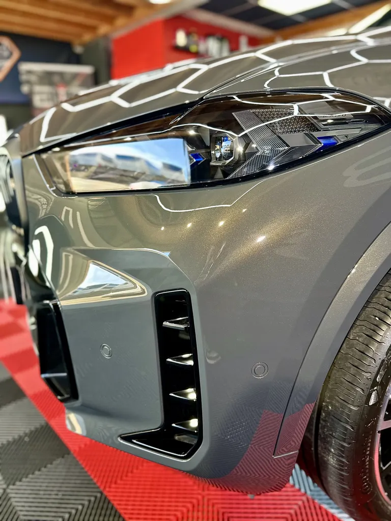 Detailing automobile bmw X5 Traitement céramique 