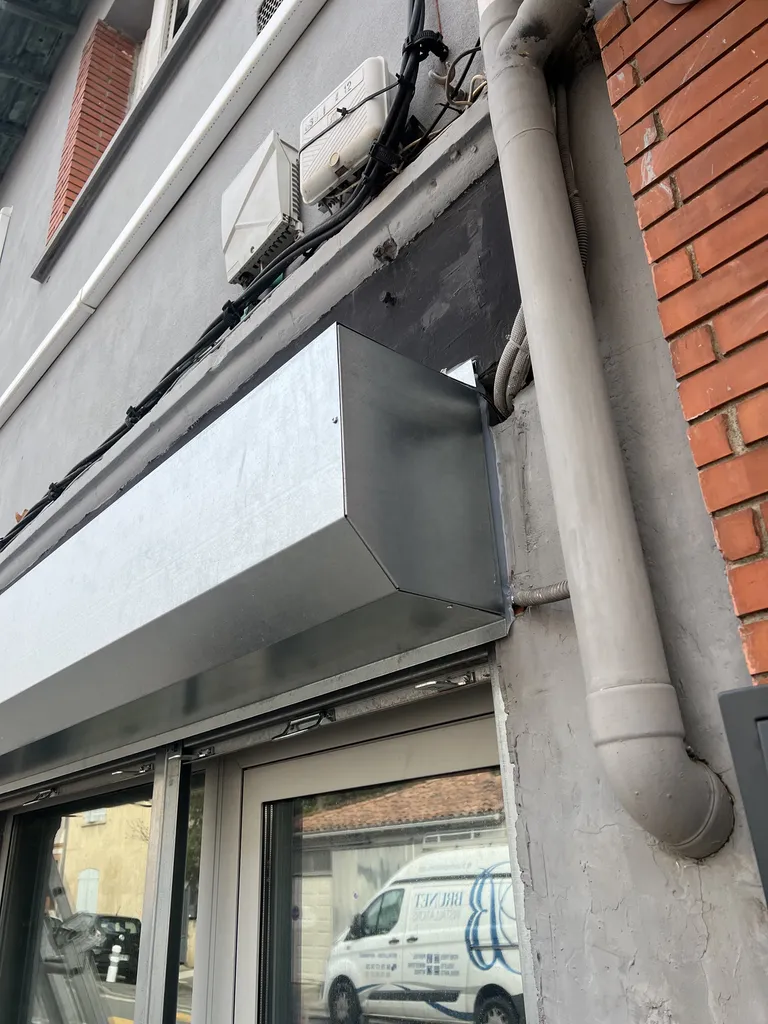 Prix pour la réparation de rideau métallique à Toulouse