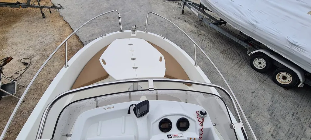 Estimation prix vente bateau d'occasion Cap Camarat 5.1 CC Style avec remorque Bandol Var