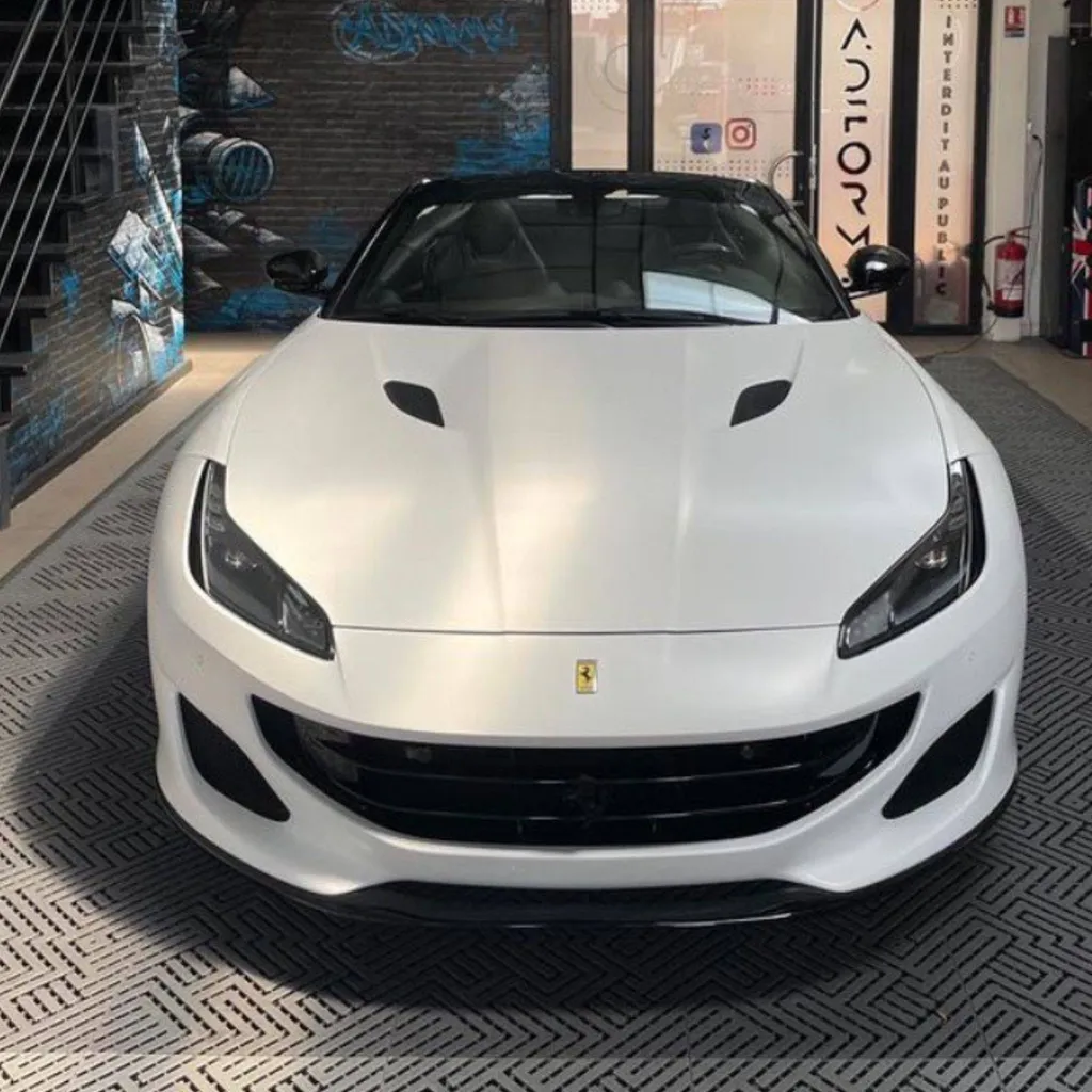 Covering Ferrari Portofino