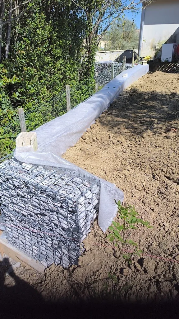 Création d'un mur de soutainement en gabion sur la commune de Talence proche Gradignan 