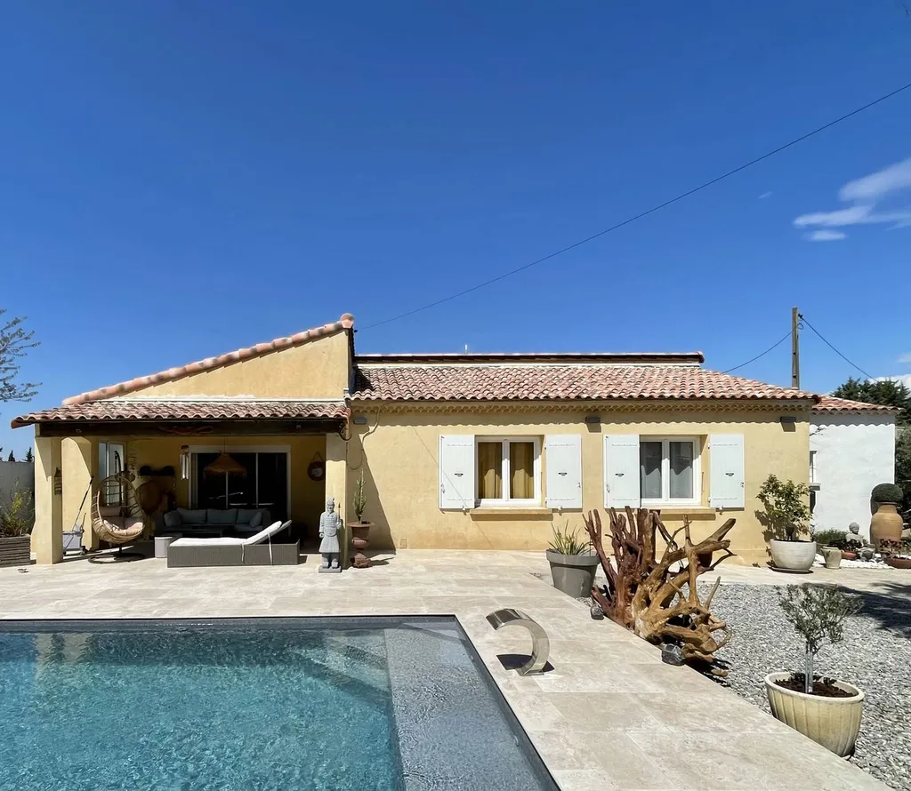 Changement d'une toiture de maison sur Gignac-la-Nerthe près de Ensues-la-Redonne. - AMT Construction