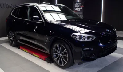 BMW X3 véhicule récent sublimé par notre céramique Crystal Sérum Ultra Gtechniq Traitement céramique Longue Duré