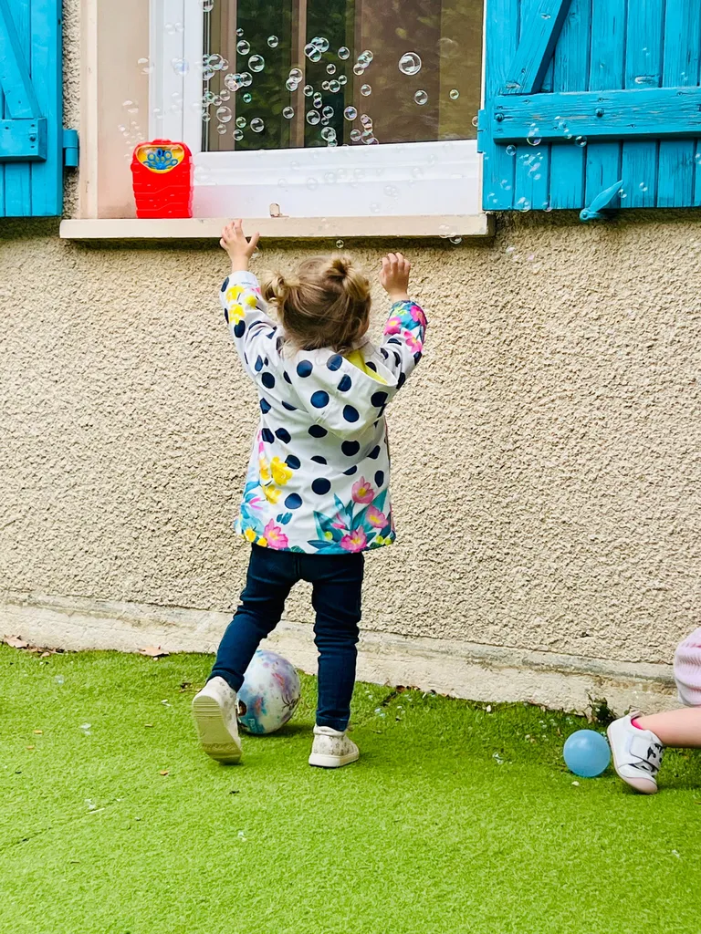 Tarif micro-crèche accessible près de Labège