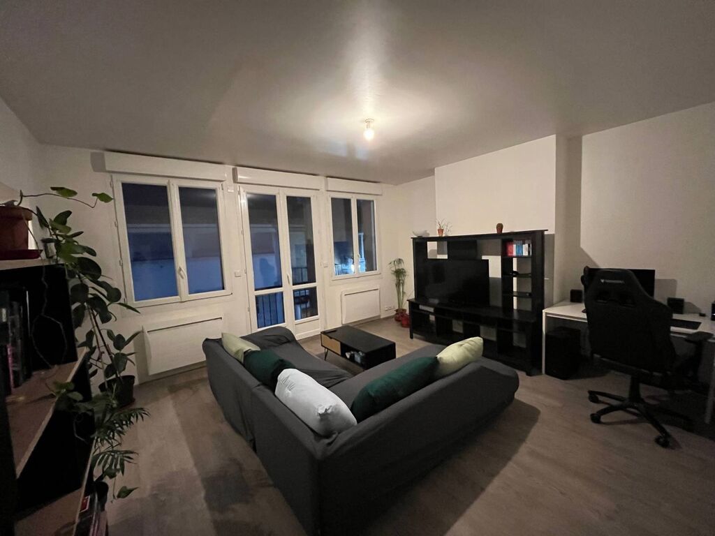 Idéal investisseur ! Appartement loué en centre ville de Caudebec en Caux - Excellent état !