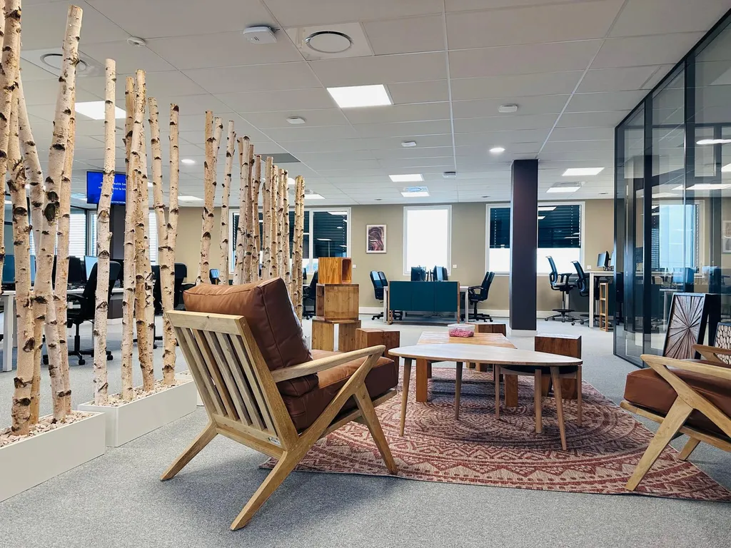 Aménagement de bureaux contemporains dans un immeuble tertiaire à Bordeaux Euratlantique