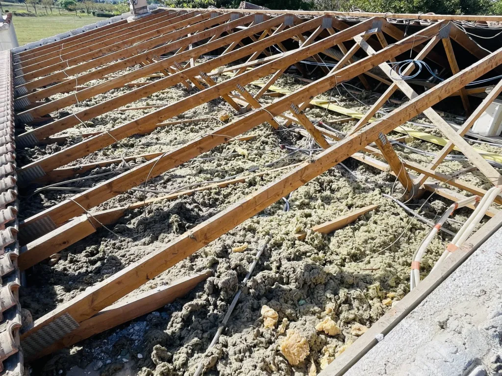Rénovation de toiture et isolation d’une maison sur Bouc Bel Air près de Aix en Provence