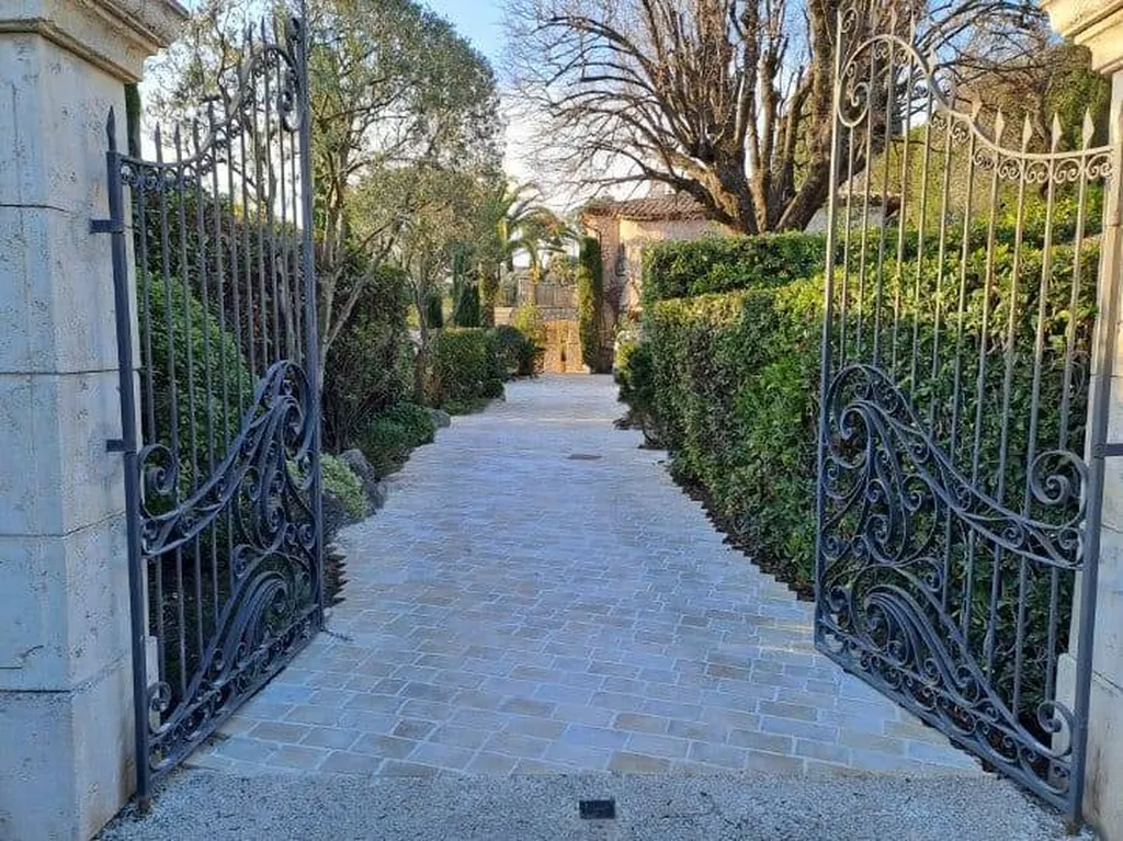PAVE ATLAS