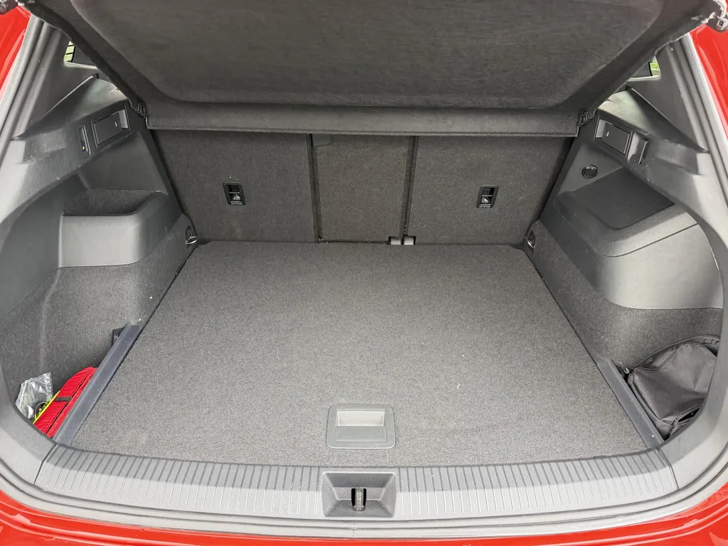 Volkswagen Tiguan d'occasion R-Line à vendre chez votre concessionnaire Caudebec Automobiles à proximité du Havre et d'Yvetot