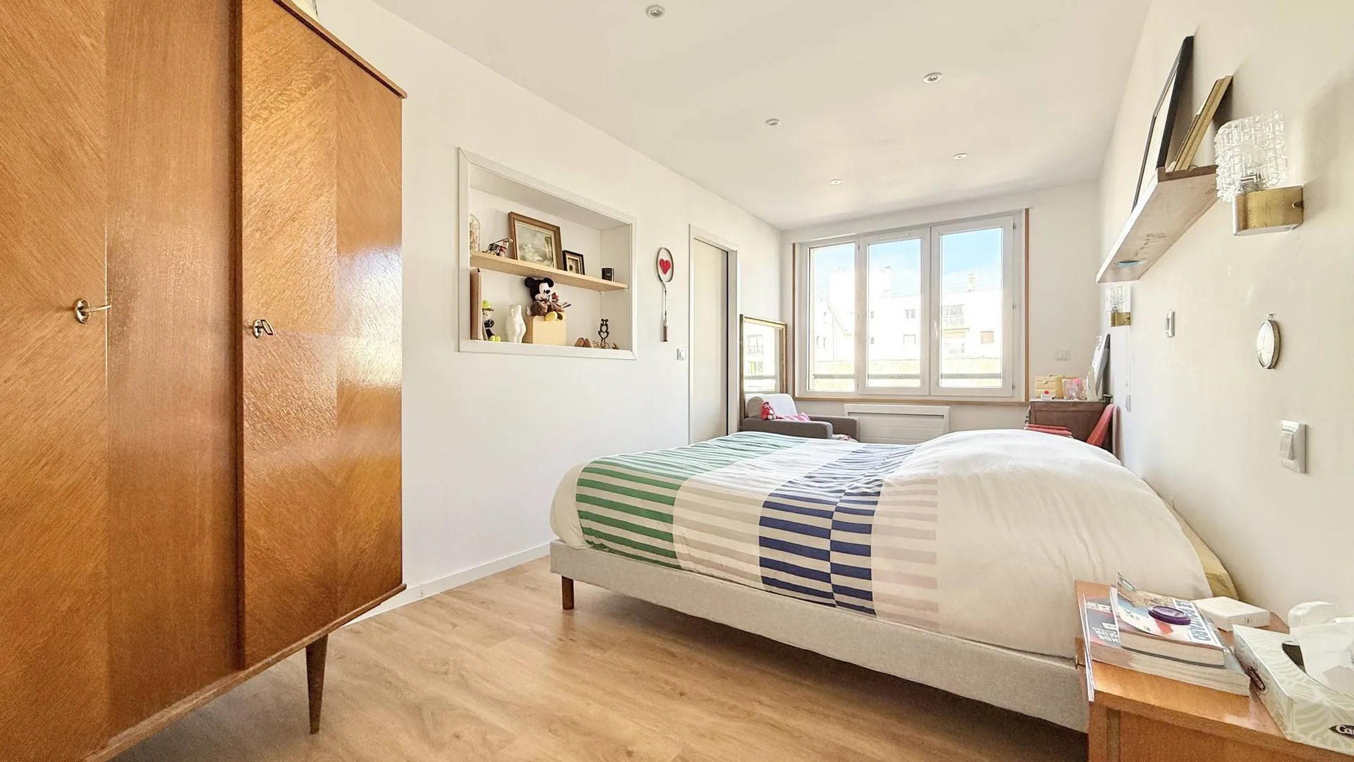 Bien immobilier à vendre proche gare de Dieppe : emplacement stratégique pour une résidence principale ou un pied-à-terre.