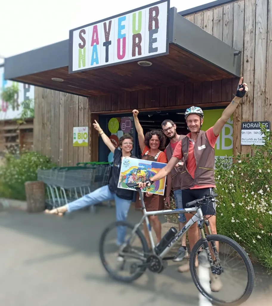 TOUR DE FRANCE 2023 : Ravito boissons et snacking Bio tout près de l'arrivée à Belleville en Beaujolais