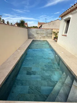 Mise en service d’une piscine en béton carrelé au Pradet