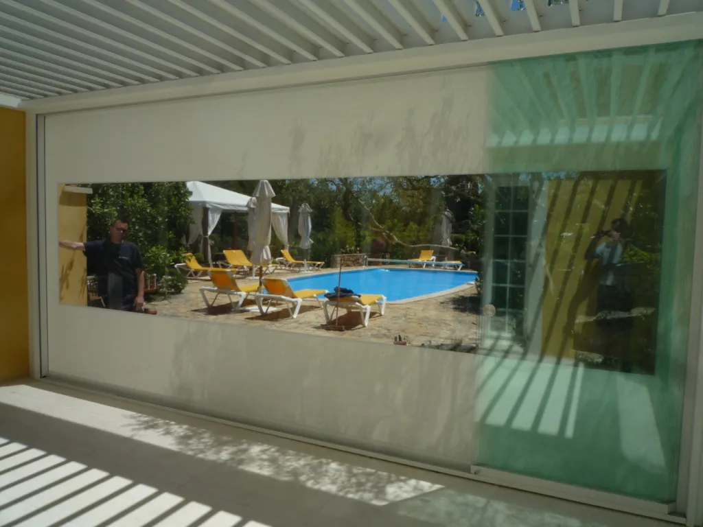 baies vitrées repliables pour terrasse au Beausset