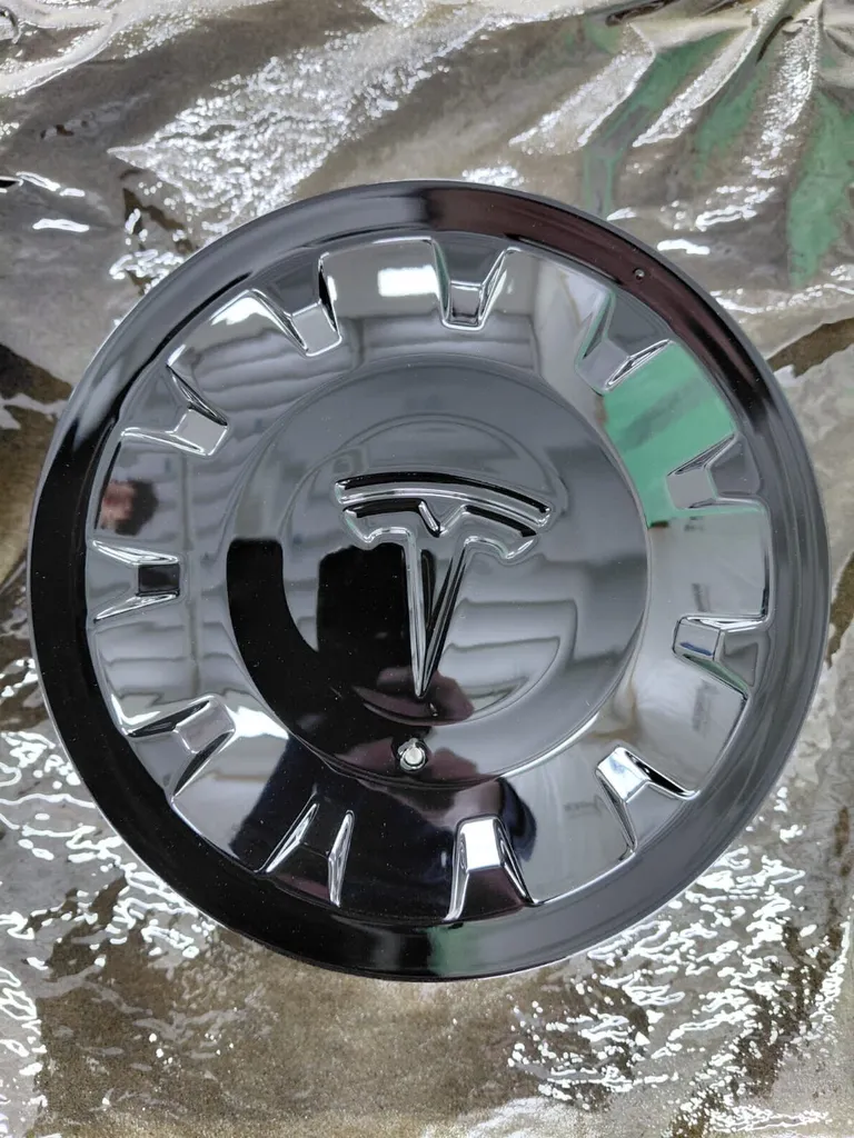 Changement de teinte pour une Tesla Model Y de Lyon