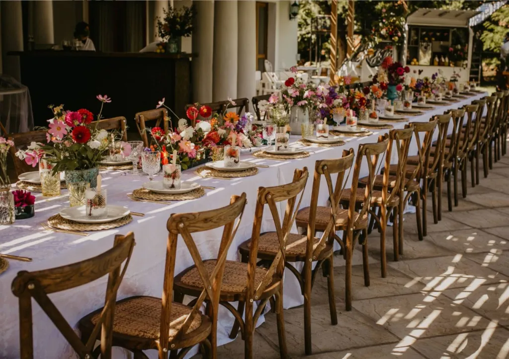 Votre Wedding Planner expérimentée depuis 10 ans créée votre décoration dinatoire sur mesure selon vos envies