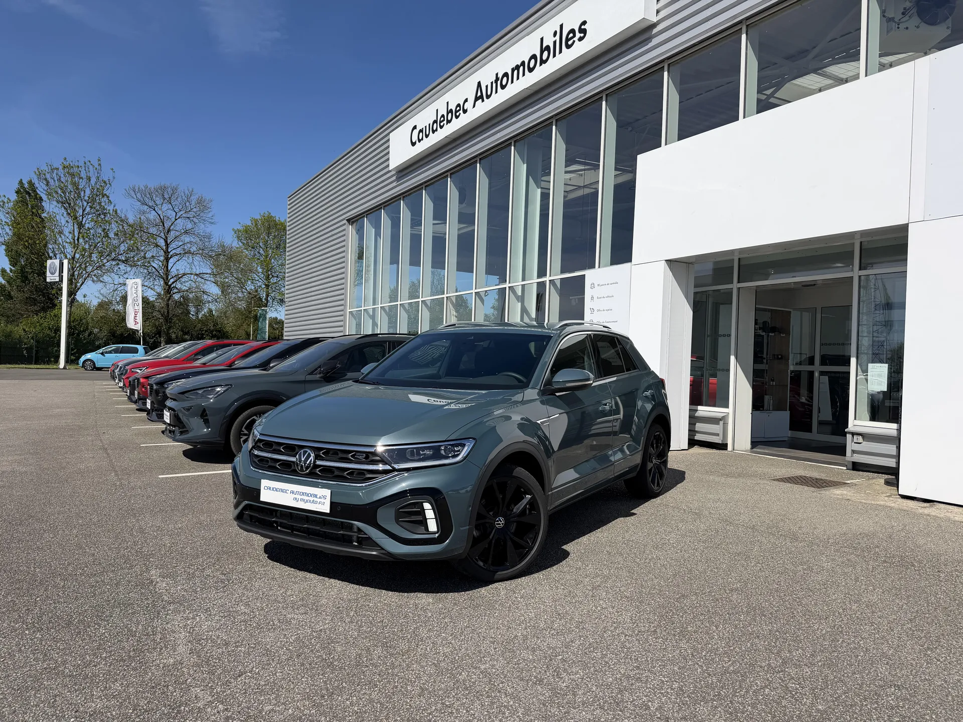 Achat voiture occasion VOLKSWAGEN T-Roc R-Line à proximité de Le Havre : découvrez ce SUV diesel automatique récent