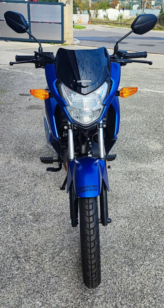 HONDA CB125 F DU 02/2024 AVEC 180 KM.