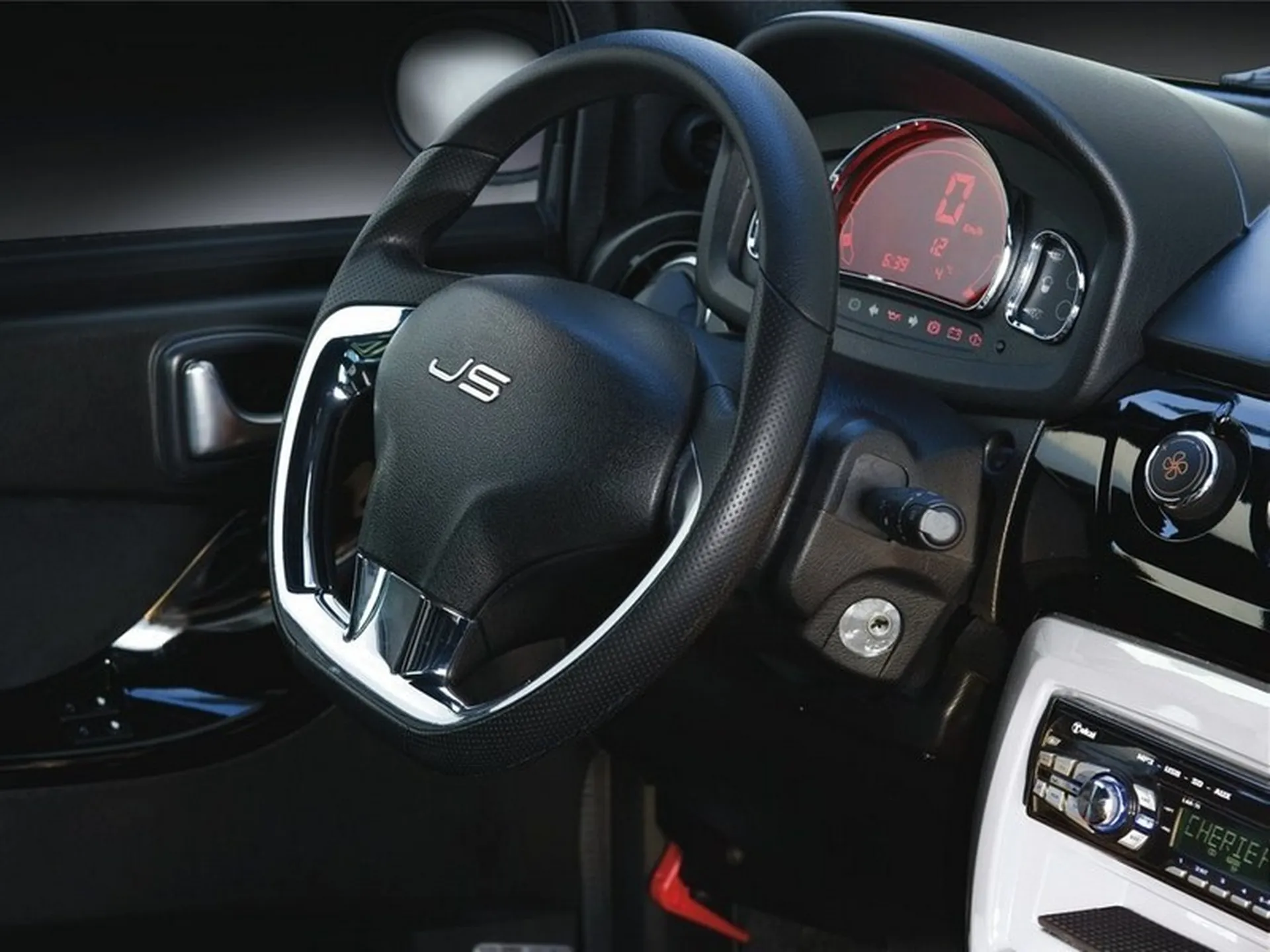 Voiture sans permis à Aix en Provence Ligier JS RC Élégance 