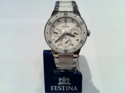 Vente de montres de marques Festina sur Marseille