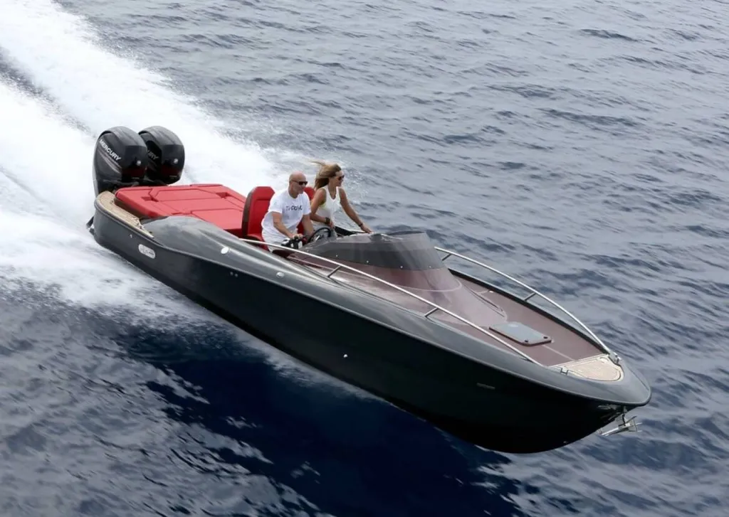 Libra cabin 750 vente de bateau habitable Hyères