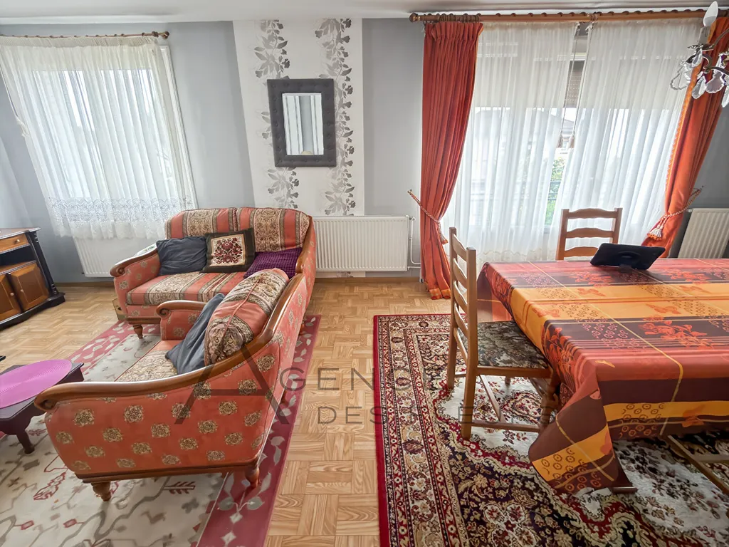 À vendre maison d'environ 70 m² sur un terrain de 645 m² située à OISSEL 76350
