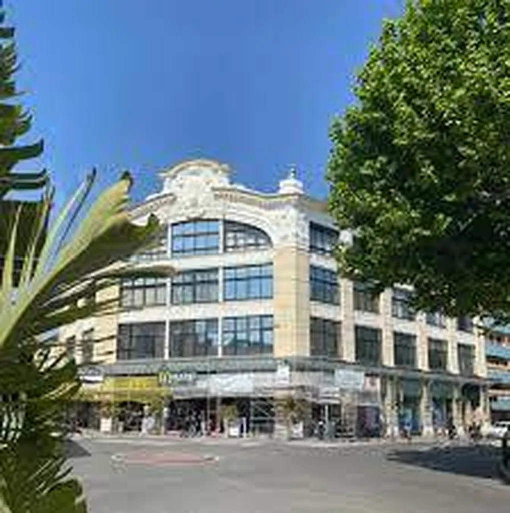 Pharmacie Hyères Dames de France